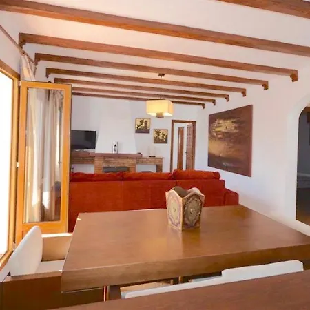 Elisa Villa Nerja